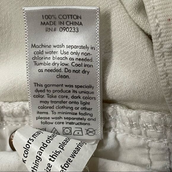 PacSun denim shorts ~ ivory color ~ button fly ~ size 29 - Picture 7 of 7